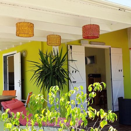 Mini-Villa Entre Montagne Et Mer Goyave Zewnętrze zdjęcie
